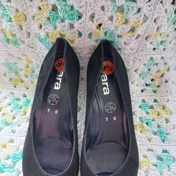 Ara Women's Black Suede Peep Toe Block Heels Size 9.5 US - Picture 10 of 13